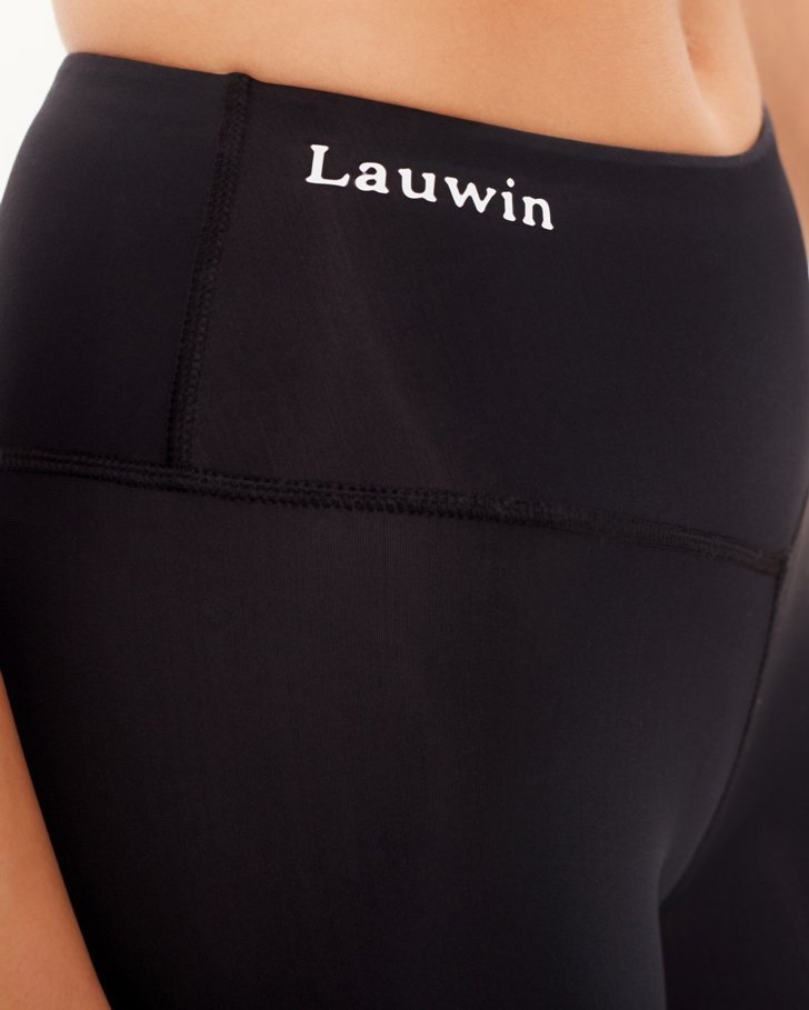 Лосины Aphrodite Black LAUWIN размер XS, S, M, L цвет черный  для зала купить за 3 300 руб. в магазине Lauwin.com